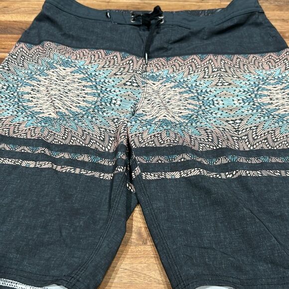 Oneill Men’s Hyperfreak Boardshort Never Worn! Super Cool Stretch - Picture 3 of 10